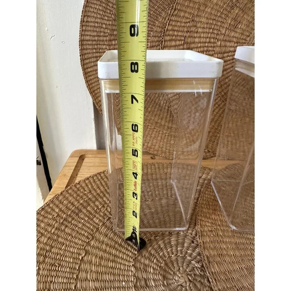 Set of two tall Rectangular sealable food storage - Picture 5 of 7